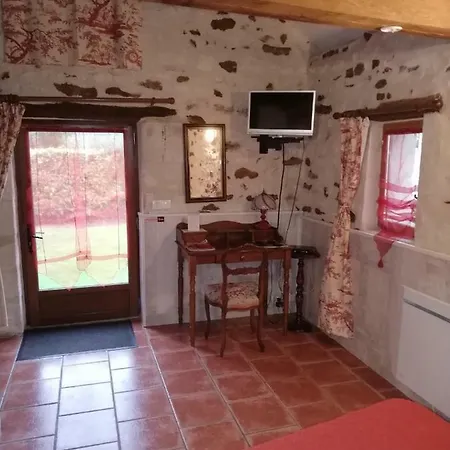 D'hotes Chez Elsa Et Gildas בית הארחה Mairé